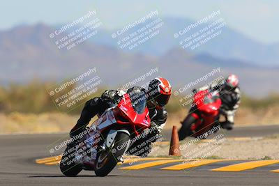 media/Oct-09-2022-SoCal Trackdays (Sun) [[95640aeeb6]]/Turn 15 (150pm)/